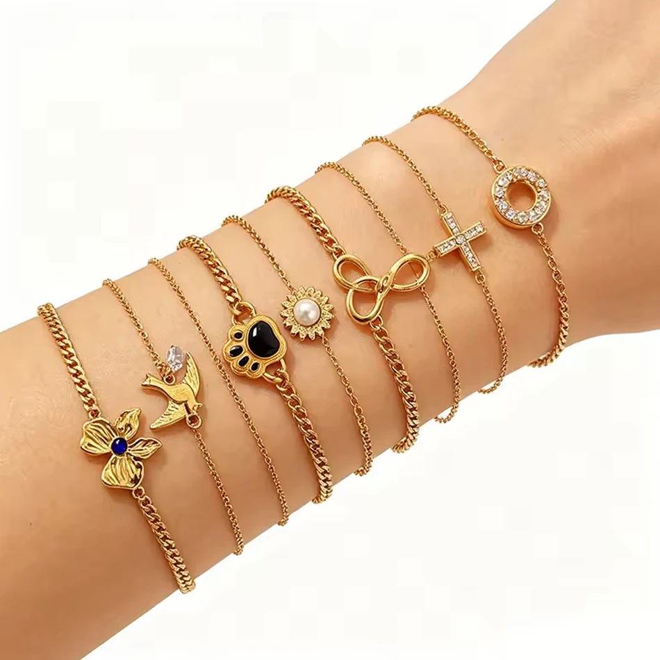 OEM Custom Jewelry Vintage-Damen zierlicher vergoldeter Edelstahl-Zirkon mit verstellbarem Charm-Arm