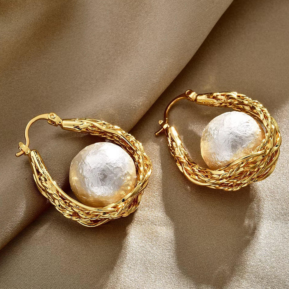 OEM Custom Jewelry Nischen-Designer-Ohrring, gewebtes Hanfmuster, luxuriöse High-End-Perlen-Imitationsperlen-Ohrringe, modischer Ohrring