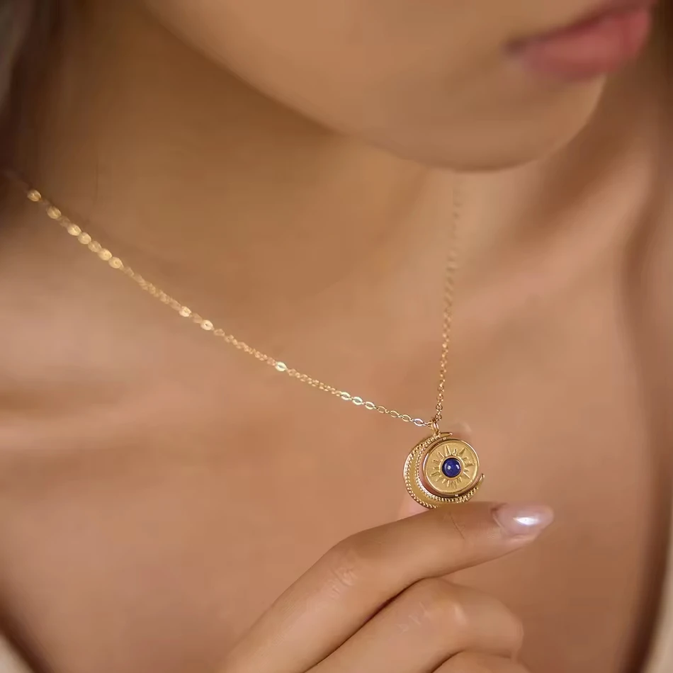OEM kundenspezifischer Schmuck Gro&szlig;handel Edelstahl Sonne Mond Halskette drehbarer Lapislazuli Lazul