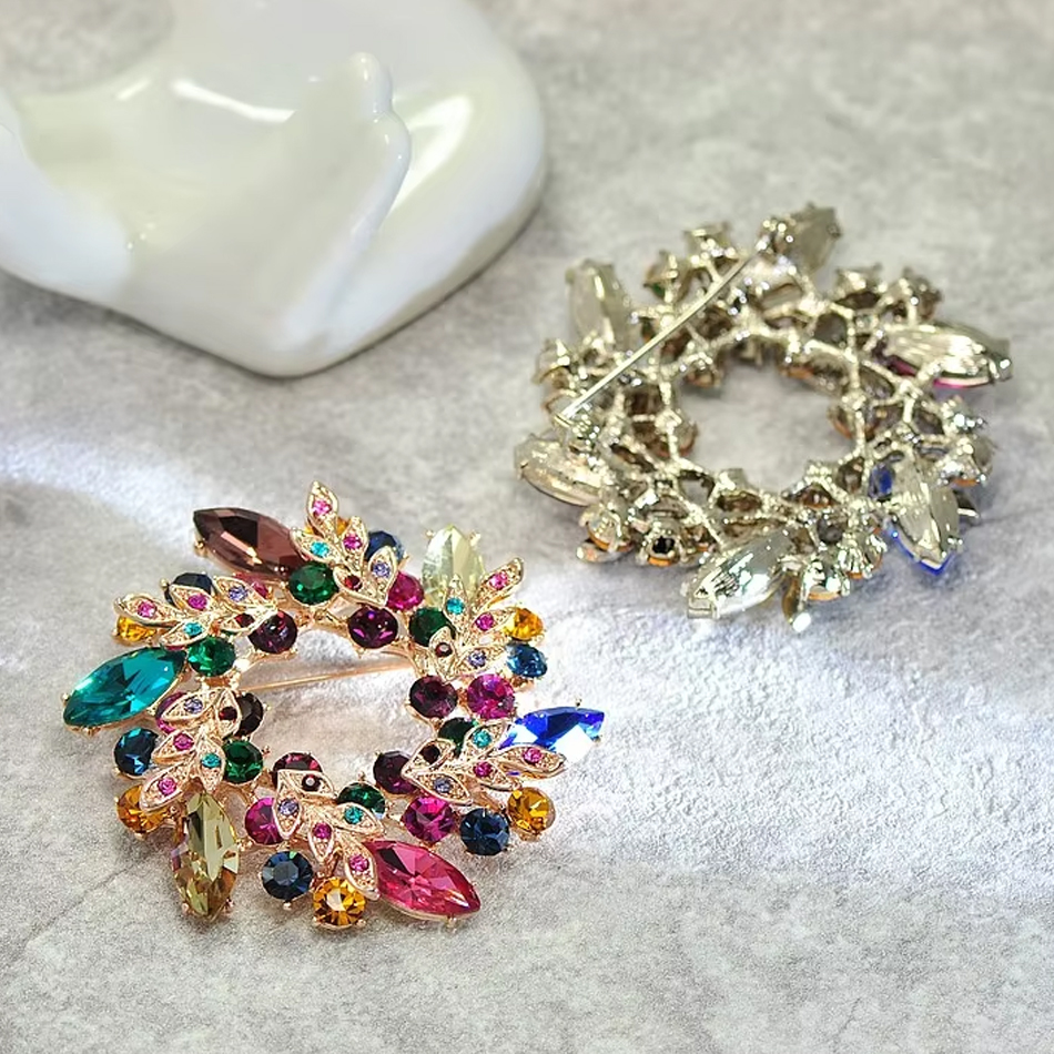 Maßgeschneiderte Kristall-Brosche aus Zinklegierung mit Strass-Diamant-Koralle – für Hochzeit, Party, Verlobung oder Geschenk